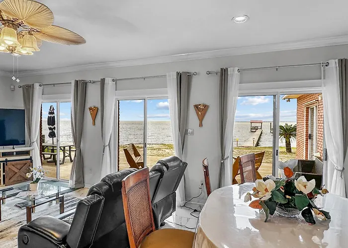 Dolphin Watch For Lasting Memories Holiday home *